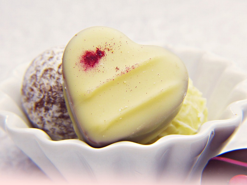 Illustration for article titled El chocolate blanco no es chocolate. Esto es lo que lleva en realidad
